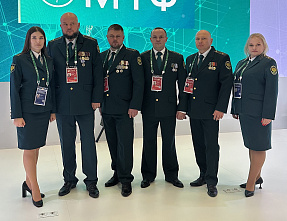 Сотрудники Донецкой таможни удостоены медалей «За освобождение Мариуполя»