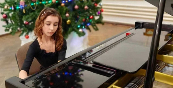 Юная пианистка из Таганрога успешно выступила на престижном конкурсе