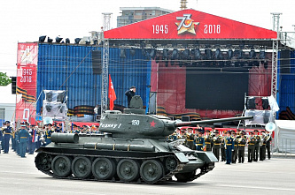 День Победы, как он был от нас далек…