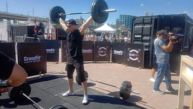 День молодежи праздновали на обеих берегах Дона