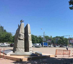 …И устремятся в небо бронзовые журавли