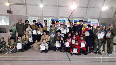 В Аксайском районе завершилась спартакиада казачьих боевых искусств «Атаманский ПерначЪ»