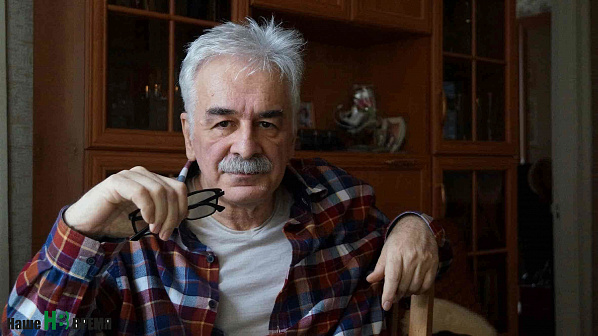 Георгий ХАЗАГЕРОВ, доктор филологических наук, профессор. Автор книг и статей по риторике и русской филологии, вузовских учебников по риторике. На протяжении последних десяти лет активно интересуется риторикой как институтом государственного строительства Георгий ХАЗАГЕРОВ, доктор филологических наук, профессор. Автор книг и статей по риторике и русской филологии, вузовских учебников по риторике. На протяжении последних десяти лет активно интересуется риторикой как институтом государственного строительства