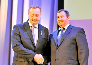 Победителям областного конкурса на звание «Лучший врач года» в 2016 году вручили дипломы