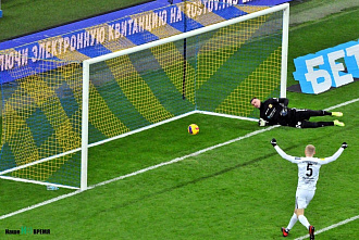 В последнем матче года ФК «Ростов» дома принимал «Урал» и неожиданно проиграл с крупным счетом