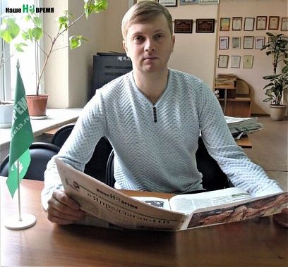 На снимке: главный судья Всеволод Ключников