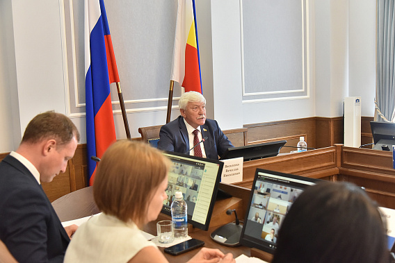 Сегодня и завтра донского села обсудили в Законодательном собрании Ростовской области