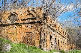 Ростовские «Парамоны» потеряли часть стены