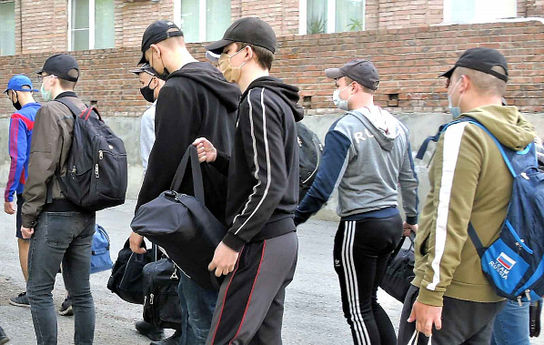 Прибавится способов доставки повесток будущим новобранцам