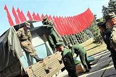 Автоколонна ДОСААФ России и Союза городов воинской славы посетила Ростов-на-Дону