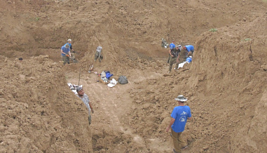 Увековечивая память...