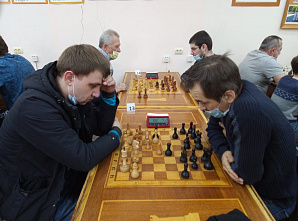 В Ростове стартовал шахматный «Мемориал Владимира Канцына»