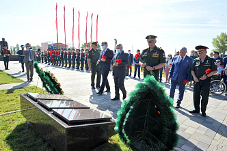 На Самбекских высотах захоронили останки 54 воинов