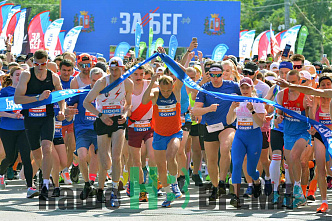 В числе 89 российских городов полумарафон «ЗаБег.РФ» прошел и в Ростове