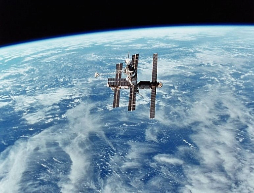 Китайские спутники за Интернет и против Starlink