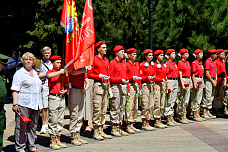  18 07 2025 Врио губернатора Юрий Слюсарь и другие руководители Ростовской области почтили память Алексея Береста