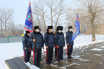 В Егорлыкском районе почтили казаков-гвардейцев