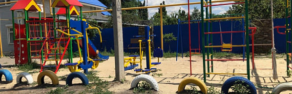 За установку детской площадки обвинили в самозастрое