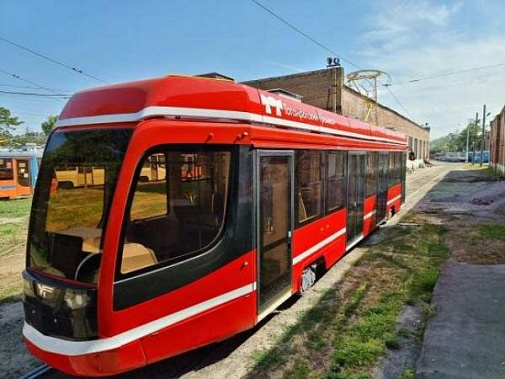 На втором этапе модернизации трамвайной сети в Таганрог поступит еще одна партия новых вагонов