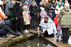 19 01 2025 В донской столице прошли крещенские купания