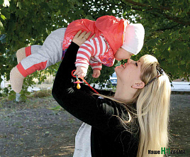 Стоял декабрь уж у двора…