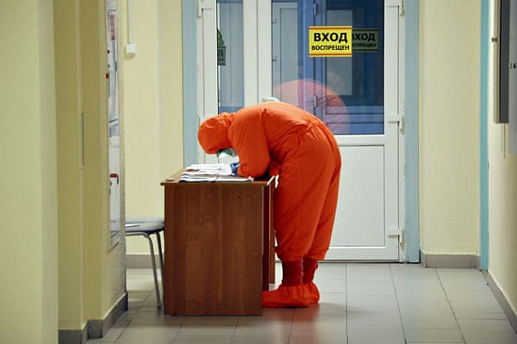 Ковидный госпиталь ростовской областной больницы сокращают вдвое