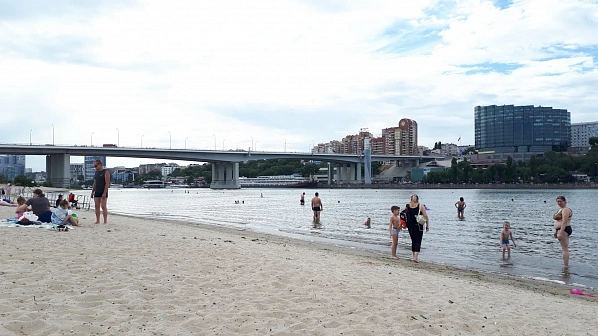 Ростовчане смогут купаться и отдыхать на пляжах до 1 октября