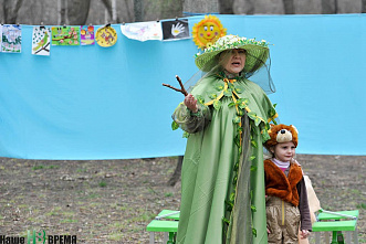 Когда на деревьях распускаются...  скворечники