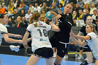 В битве лидеров ростовские гандболистки обыграли «Ладу»