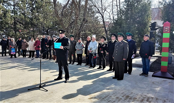 Сегодня в Таганроге почтили память Героя Советского Союза Ивана Голубца