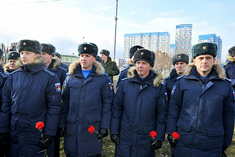 Воздушным асам посвящается