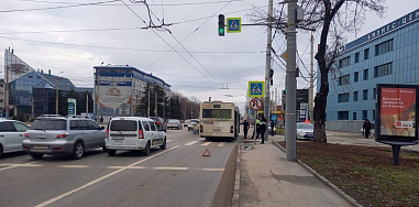 В Ростове автобус №65А сбил пьяного пешехода