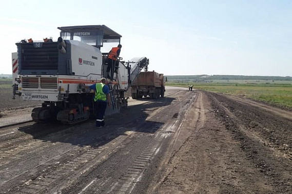 Капремонт дороги «Гребцово – Каменный Брод – Октябрьский» завершат в 2019 году