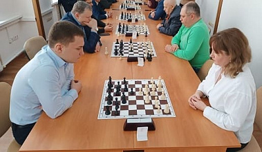 Донские адвокаты выявляли сильнейших на черно-белых клетках