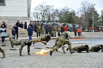 Ну а мальчики?.. а мальчики – потом!