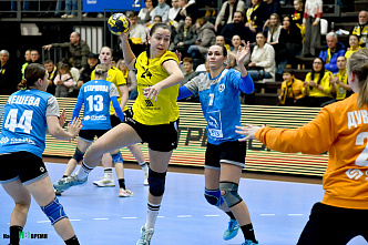 Гандболистки «Ростов-Дона» одержали первую победу в новом спорткомплексе