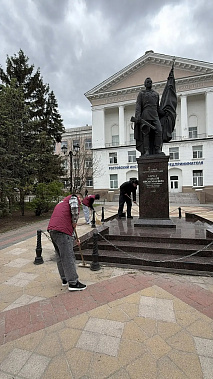 Шефство над памятными местами - важный шаг к сохранению исторической памяти