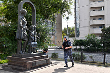 Росгвардейцы начали проверку безопасности учебных заведений