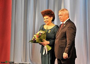 Комсомольская юность наша