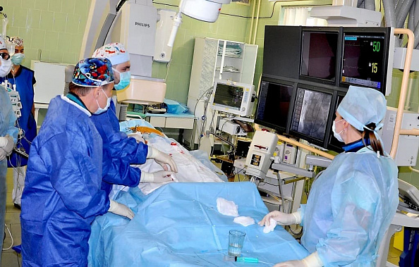 В Кардиохирургическом центре РОКБ проводят ангиографические процедуры
