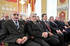 Личный штандарт- новому командующему