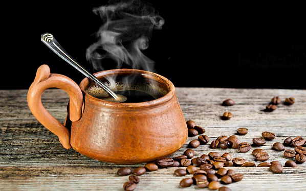 В горячем кофе больше пользы