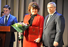 Кудинова