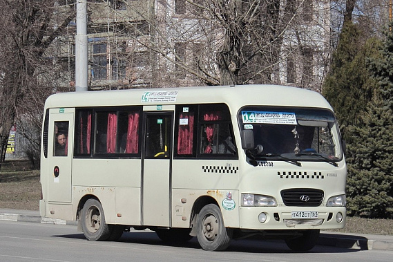 В ростовских маршрутках №14 и №40 стали принимать транспортные карты