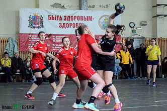 Юные гандболистки Дона в финале первенства России