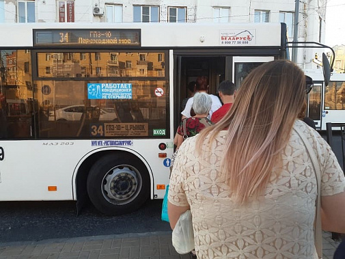 70% поездок в общественном транспорте Ростова оплачивают проезд картами