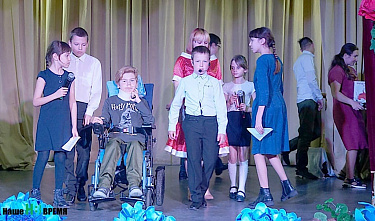 «Удивленные войной» из «Зазеркалья»