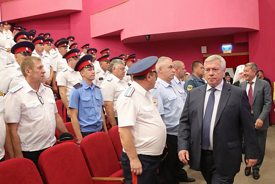 Донской губернатор В. Голубев на Большом войсковом круге Всевеликого Войска Донского. Источник фото: пресс-служба губернатора Ростовской области