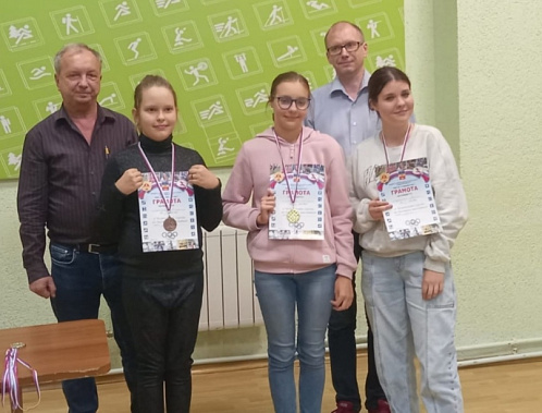 Чемпионом города Волгодонска по быстрым шахматам стал Виктор Рассказов
