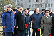 Воздушным асам посвящается